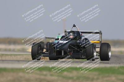 media/Oct-25-2025-CalClub SCCA (Sat) [[34c778dfbe]]/Group 3/Qualifying/